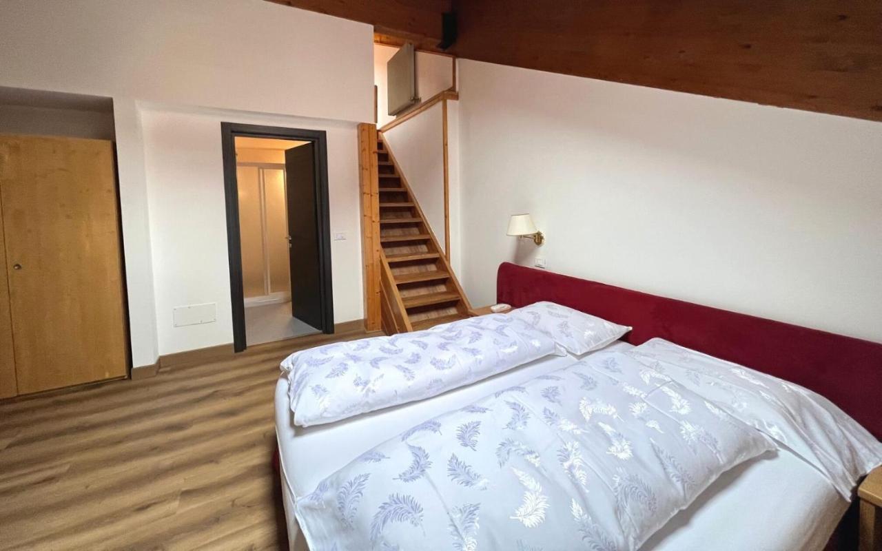 Antico Albergo Stella D'Italia Folgaria Bagian luar foto