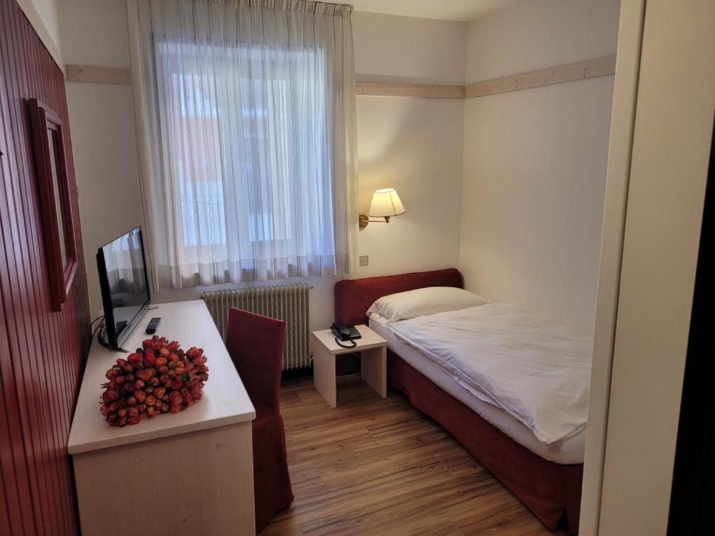 Antico Albergo Stella D'Italia Folgaria Bagian luar foto